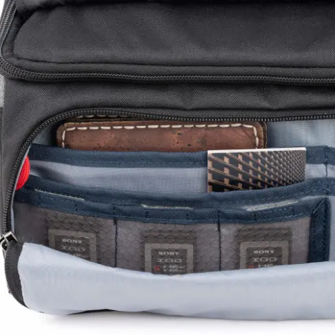 Fourre tout THINK TANK MIRRORLESS MOVER 25 V 2 BLEU - 6