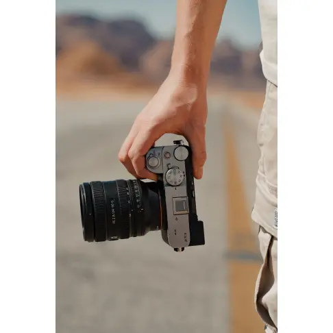 Zoom reflex numérique SONY SEL 2450 G - 3